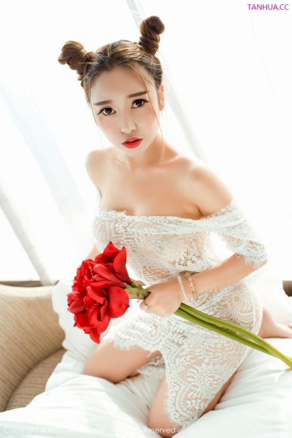 李梓熙  E杯欧派美女李梓熙 白色蕾丝透明裹身裙第6张图片